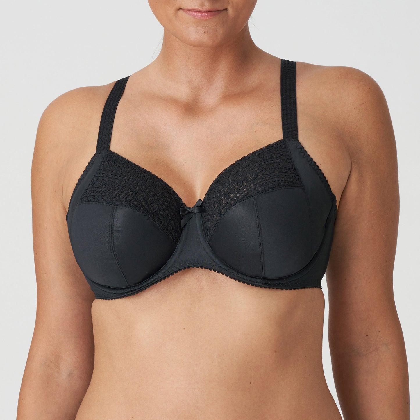 Montara-full-cup-bra-black-front.