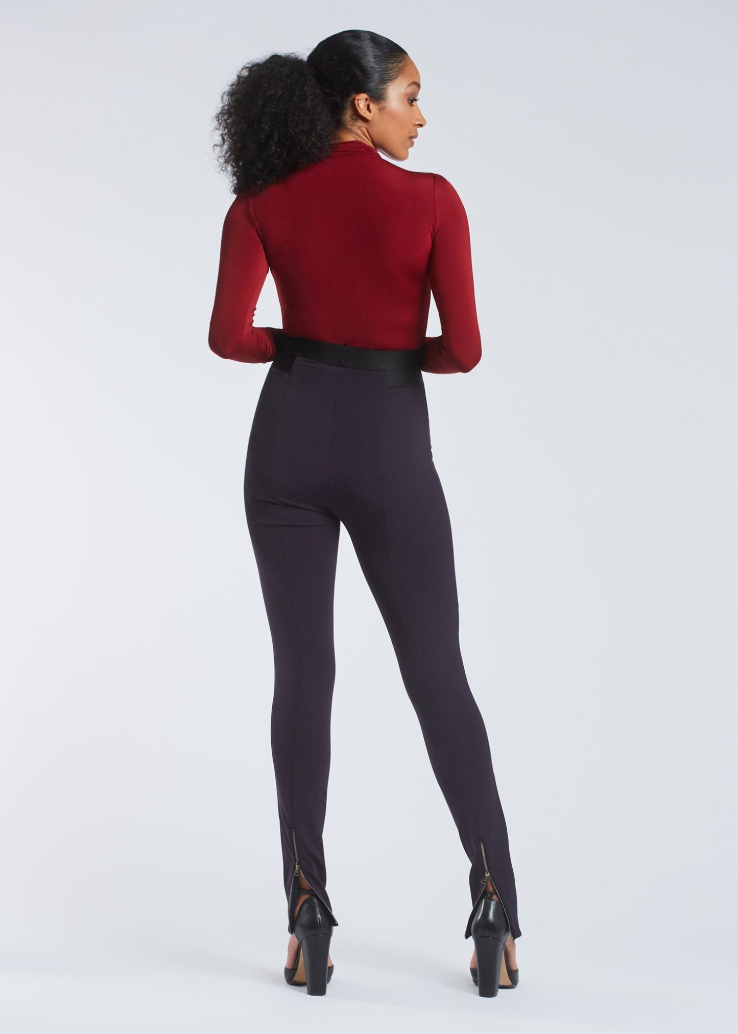 Whitney pullover crimson back view.