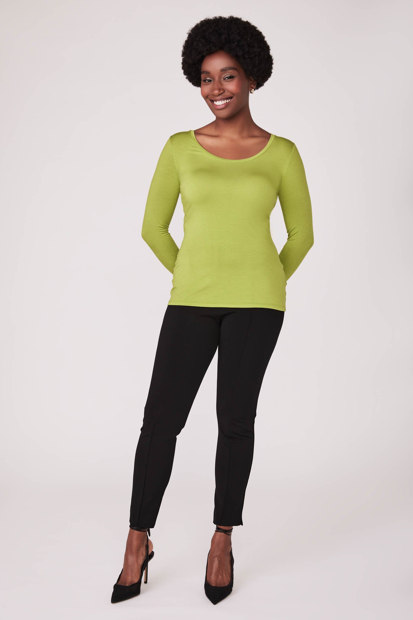 Clarice-pullover-lime-punch-front.